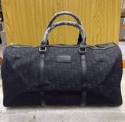 Dior

70 dhs🇦🇪🇦🇪

Zain136
♥️♥️♥️
