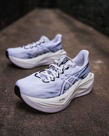 ASICS Superblast 3
White Black ，
Size 36-45 ，
240 dhs✅

Zain18
♥️♥️♥️