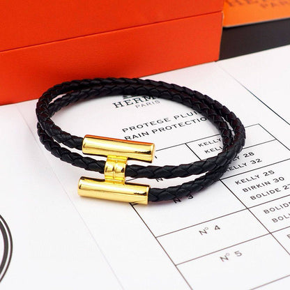 Hermes MEN 
BRACELET
✨💫MASTER QUALITY
70 DHS🇦🇪🇦🇪
WITH BOX AND PAPER BAG

Zain89
♥️♥️♥️