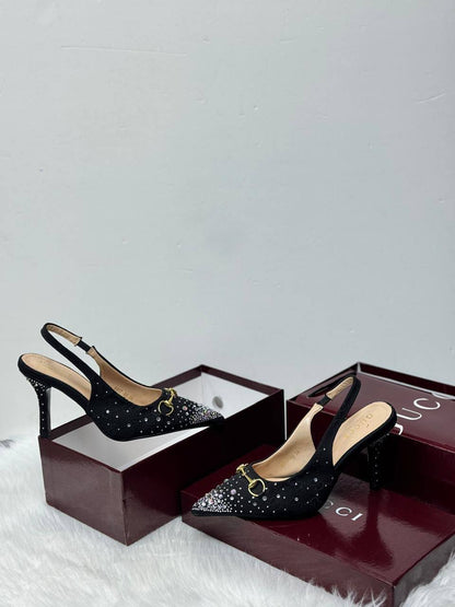 Gucci
💯high quality
Size 36-37-38-39-40-41
110 dhs💓

Zain86
♥️♥️♥️