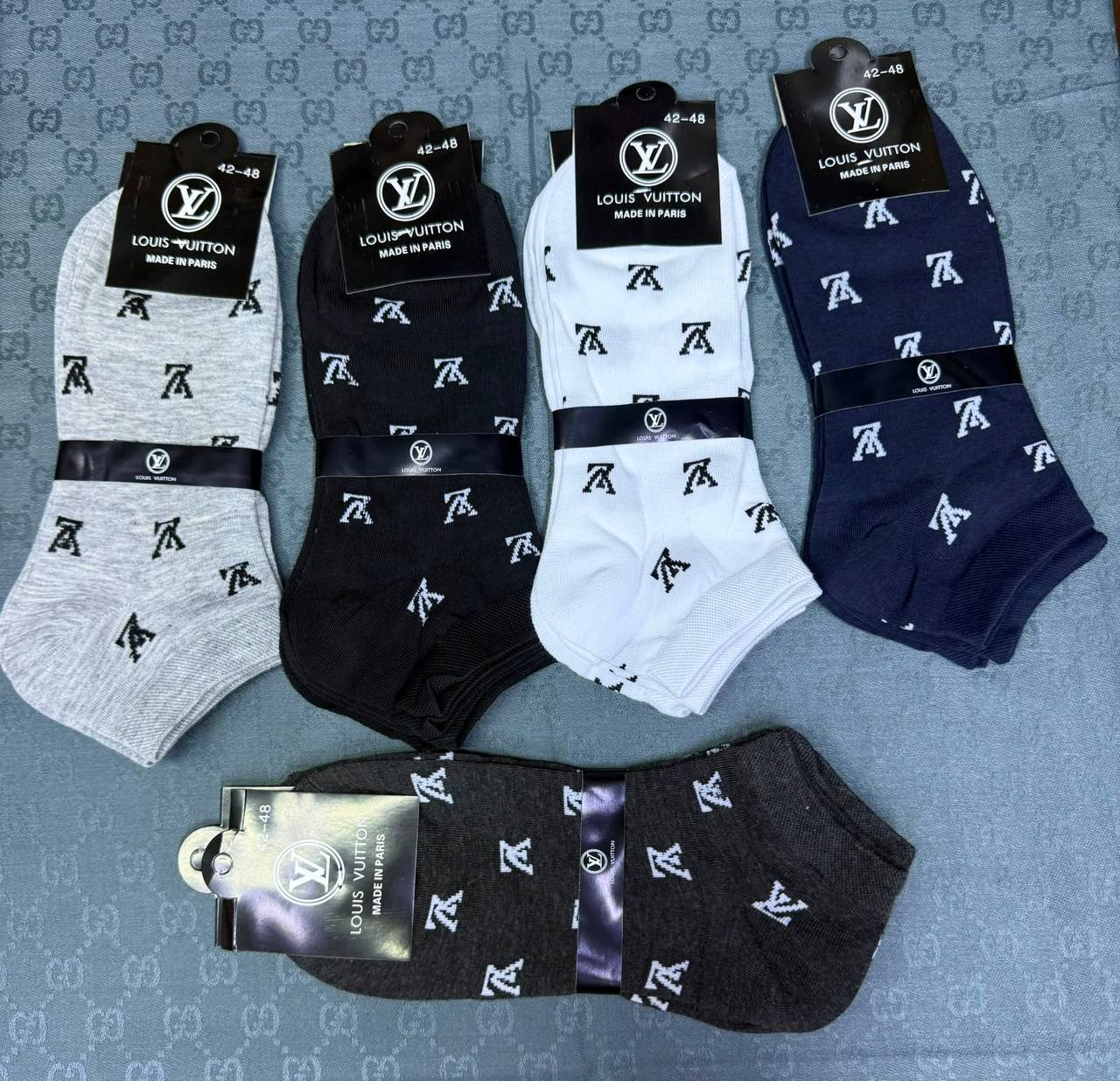 Socks
One packet
35 dhs💛

Zain93
♥️♥️♥️