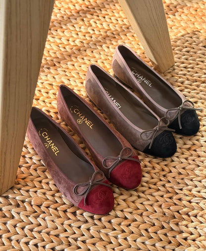 𝗖𝗛𝗔𝗡𝗘𝗟
Super Master 
𝗦𝗶𝘇𝗲 𝟯𝟲 𝘁𝗼 𝟰𝟭
450 dhs🪙💚

Zain178
♥️♥️♥️