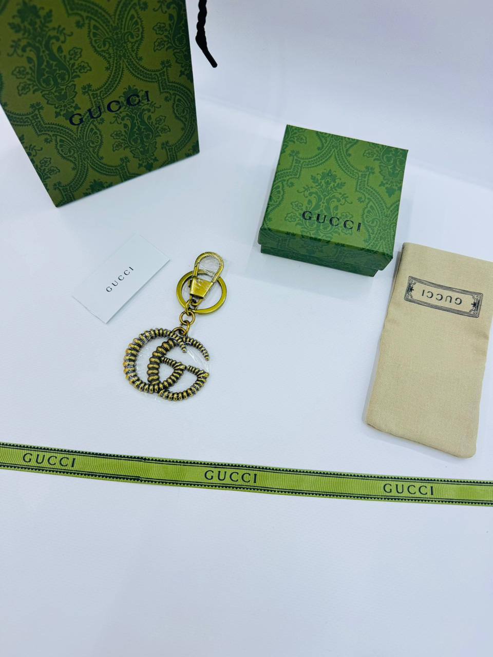 *Key Chain ❤️‍🔥*
Master quality 💯
With normal boxes 📦 
45 dhs✅
With master box 🗃️ 
70 dhs✅

Zain216
♥️♥️♥️