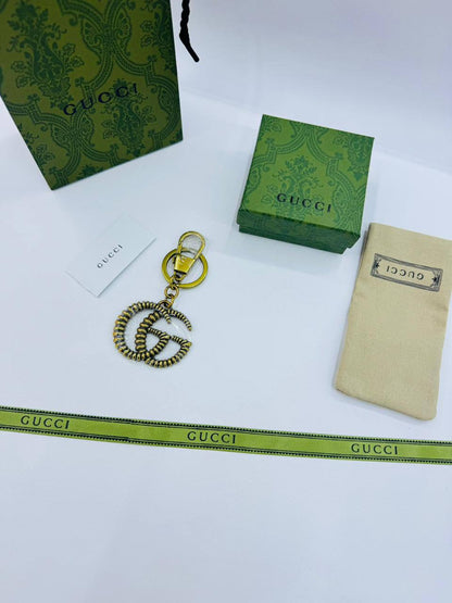 *Key Chain ❤️‍🔥*
Master quality 💯
With normal boxes 📦 
45 dhs✅
With master box 🗃️ 
70 dhs✅

Zain216
♥️♥️♥️