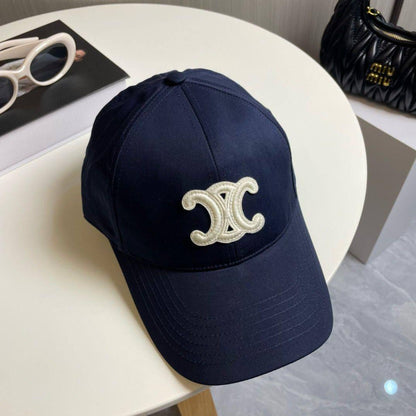 *NEW COLLECTION*

*CAP*

*MASTER QUALITY*

170 dhs❣️

Zain202
♥️♥️♥️