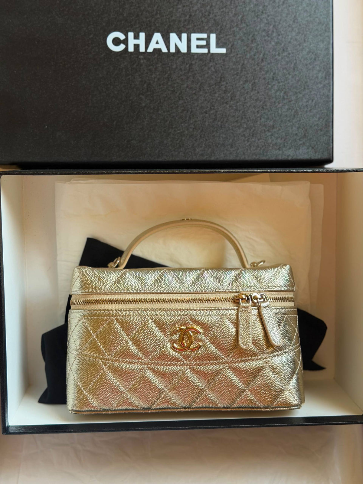 Chanel vanity
Withchain

For Price 👇 WhatsApp✅
0568585901 
0507557372
0552275751 Owner Zain 👌

ZainETAG 4
♥️♥️♥️