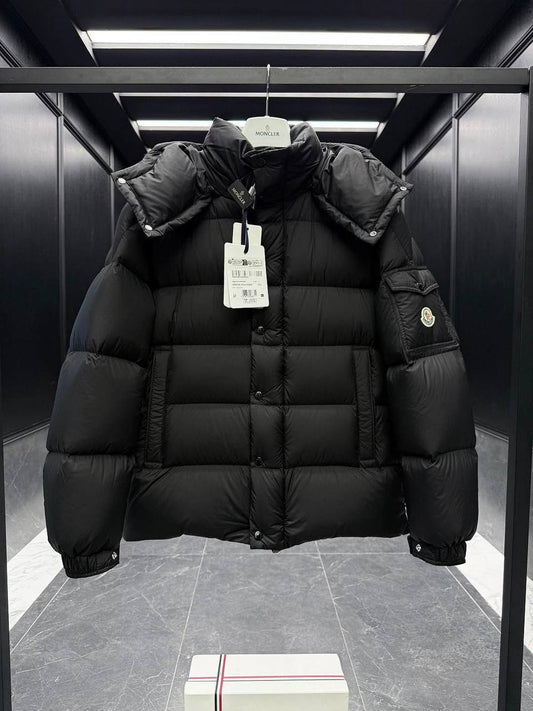 MONCLER
Men’s Puffer Jacket 
Master Quality 
SMLXLXXL 
950 dhs✅✅

Zain276
♥️♥️♥️