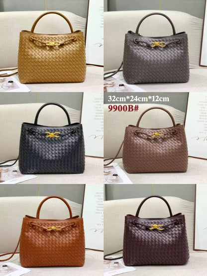 BOTTEGA 

NEW CAME 

HIGH QUALITY 

120  DHS……
32cm

Zain39
♥️♥️♥️