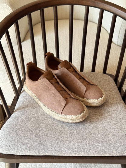 ZEGNA

AAA QUALITY

SIZE:40 to 46
500 dhs🇦🇪🇦🇪

Zain185
♥️♥️♥️