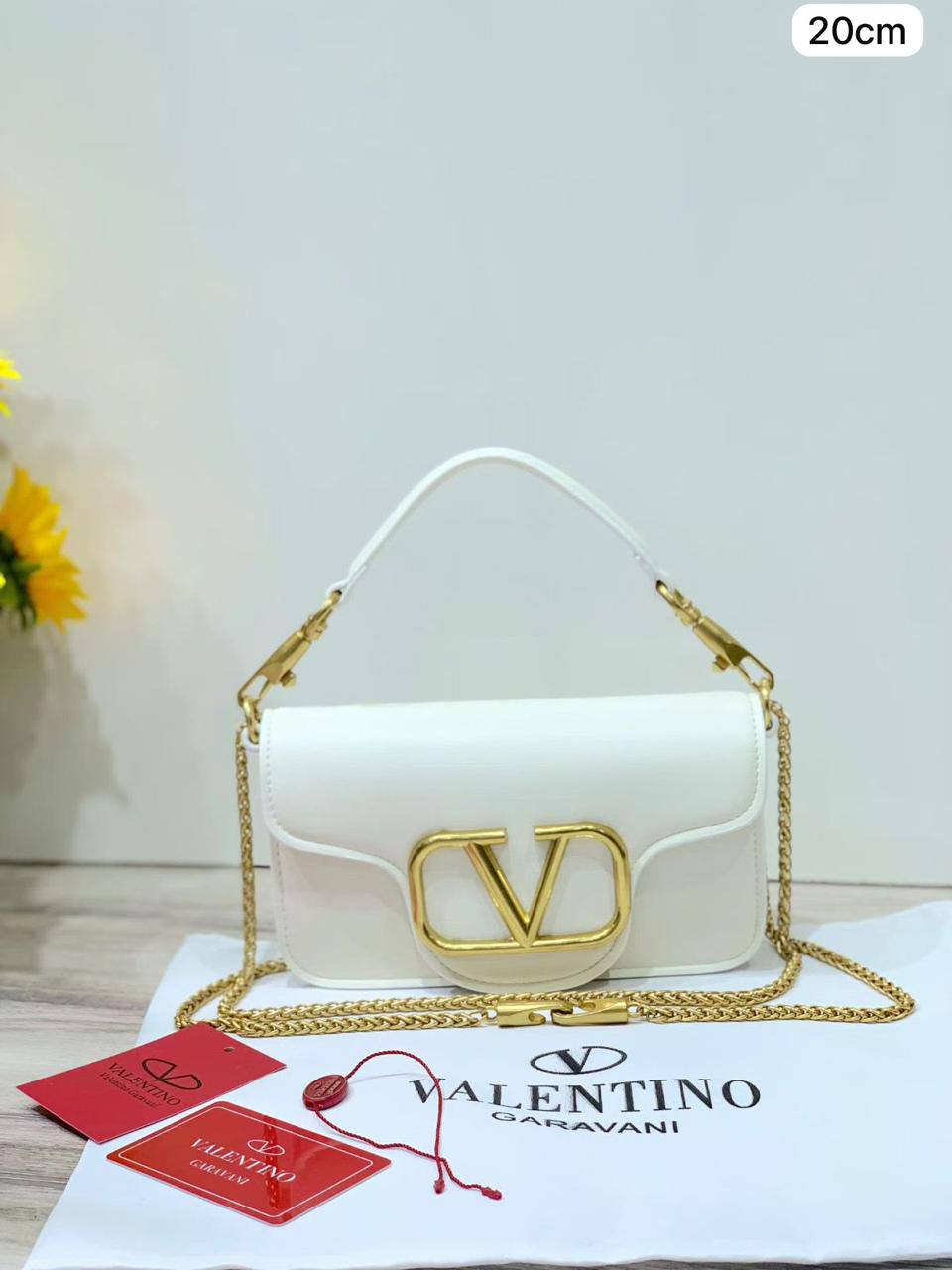Valentino Loco long

1️⃣ First quality +🎁

Size : 27 * 13 cm

110 dhs🇦🇪🇦🇪
with box 🎁

Zain115
♥️♥️♥️