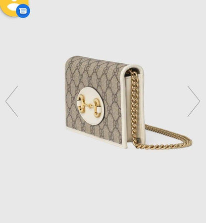 Gucci

65 dhs✅

with box
🎁🎁🎁

size 20cm

Zain26
♥️♥️♥️