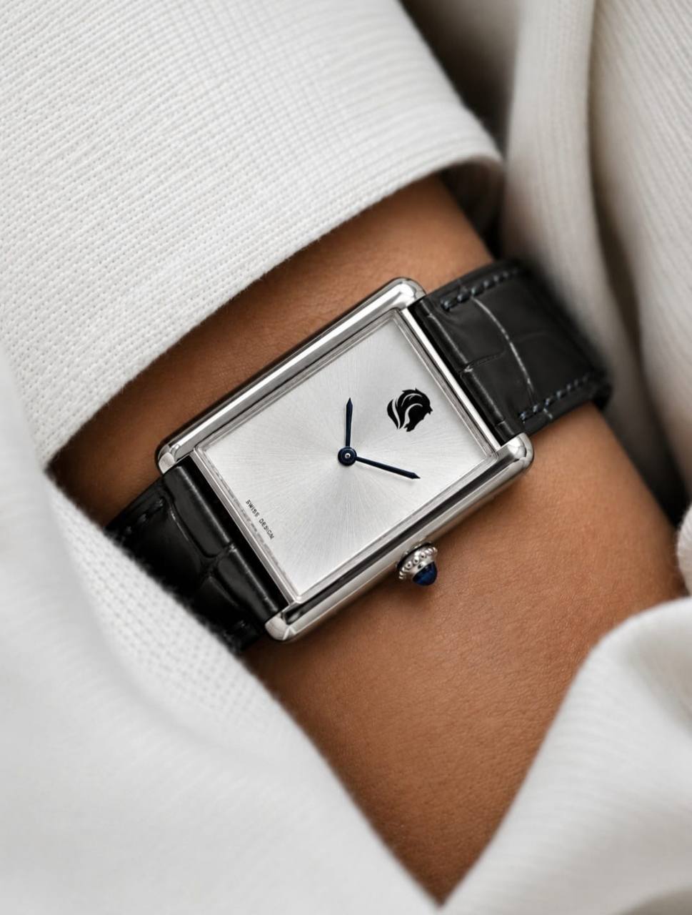 Louis Hilano watch  (unsix size 36mm)  
270 dhs🇦🇪🇦🇪

Zain59
♥️♥️♥️
