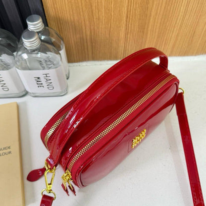 Miu Miu
20*11.5*8cm
50 dhs🪙💕

Zain17
♥️♥️♥️