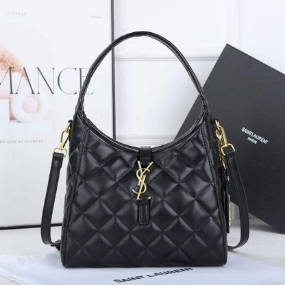 YSL

110 dhs✅

with box
🎁🎁🎁

Zain203
♥️♥️♥️