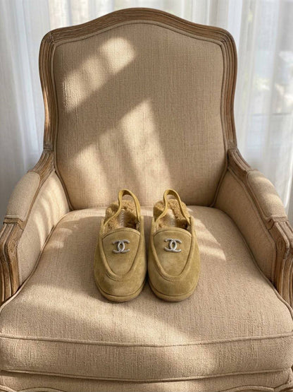 CHANEL
QUALITY:SUPER MASTER

SIZE:35 TO 42

430 dhs🇦🇪🇦🇪

Zain319
♥️♥️♥️