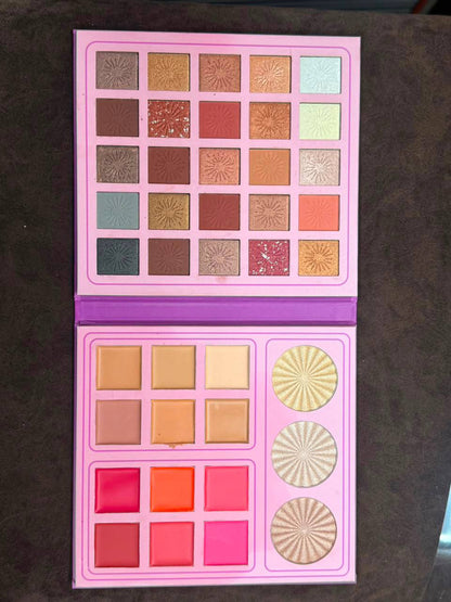 Makeup 
Any Pc
40 dhs✅

Zain49
♥️♥️♥️