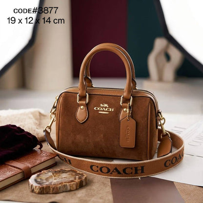 COACH ʀᴏᴡᴀɴ sᴀᴛᴄʜᴇʟ
sɪɢɴᴀᴛᴜʀᴇ sᴜᴇᴅᴇ ᴍᴀᴛᴇʀɪᴀʟ
ᴡɪᴛʜ ʟᴏɴɢ ʙᴇʟᴛ sᴛʀᴀᴘ
ɢᴏʟᴅ ʜᴀʀᴅᴡᴀʀᴇ
sɪᴢᴇ : 19 cm

70 dhs✅

Zain31
♥️♥️♥️