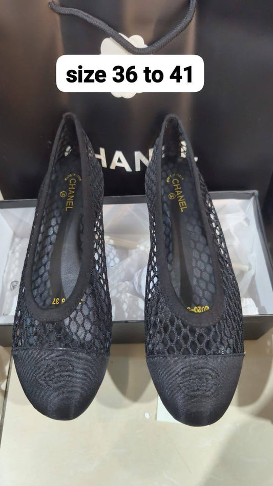Chanel 

Size 36 to 41 

110 dhs✅

Zain146
♥️♥️♥️