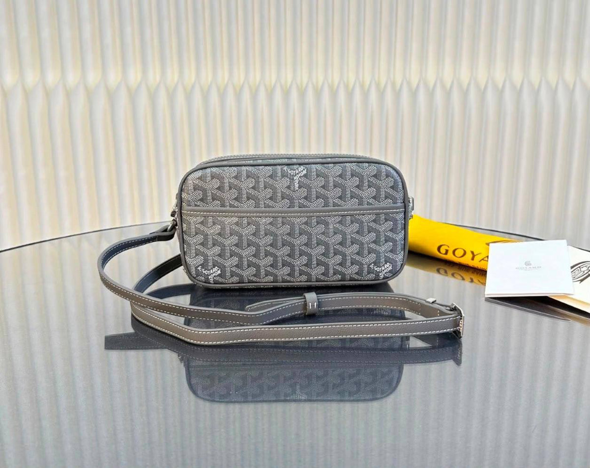 Goyard

200 dhs

Zain134
♥️♥️♥️