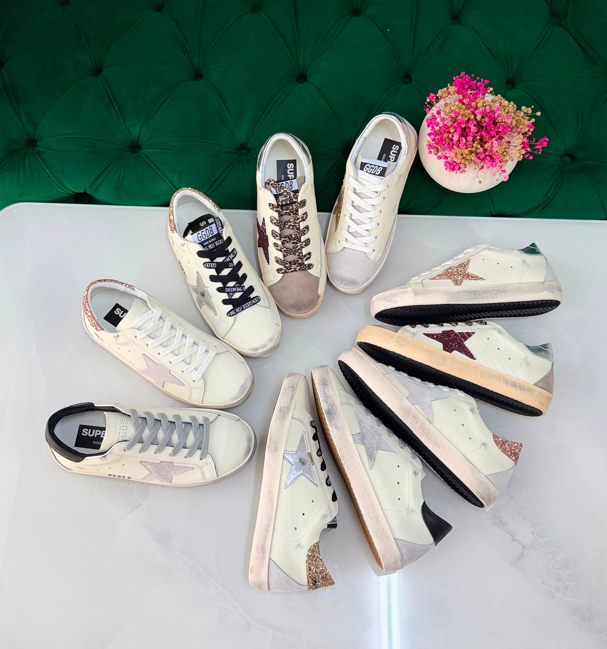 Golden goose
Vip quality 
Size:36 to 41
450 dhs🇦🇪🇦🇪

Zain113
♥️♥️♥️