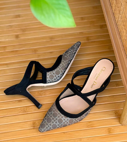 Dior
AAA Quality
𝗦𝗶𝘇𝗲 𝟯𝟲 𝘁𝗼 𝟰𝟭
450 dhs✅

Zain303
♥️♥️♥️