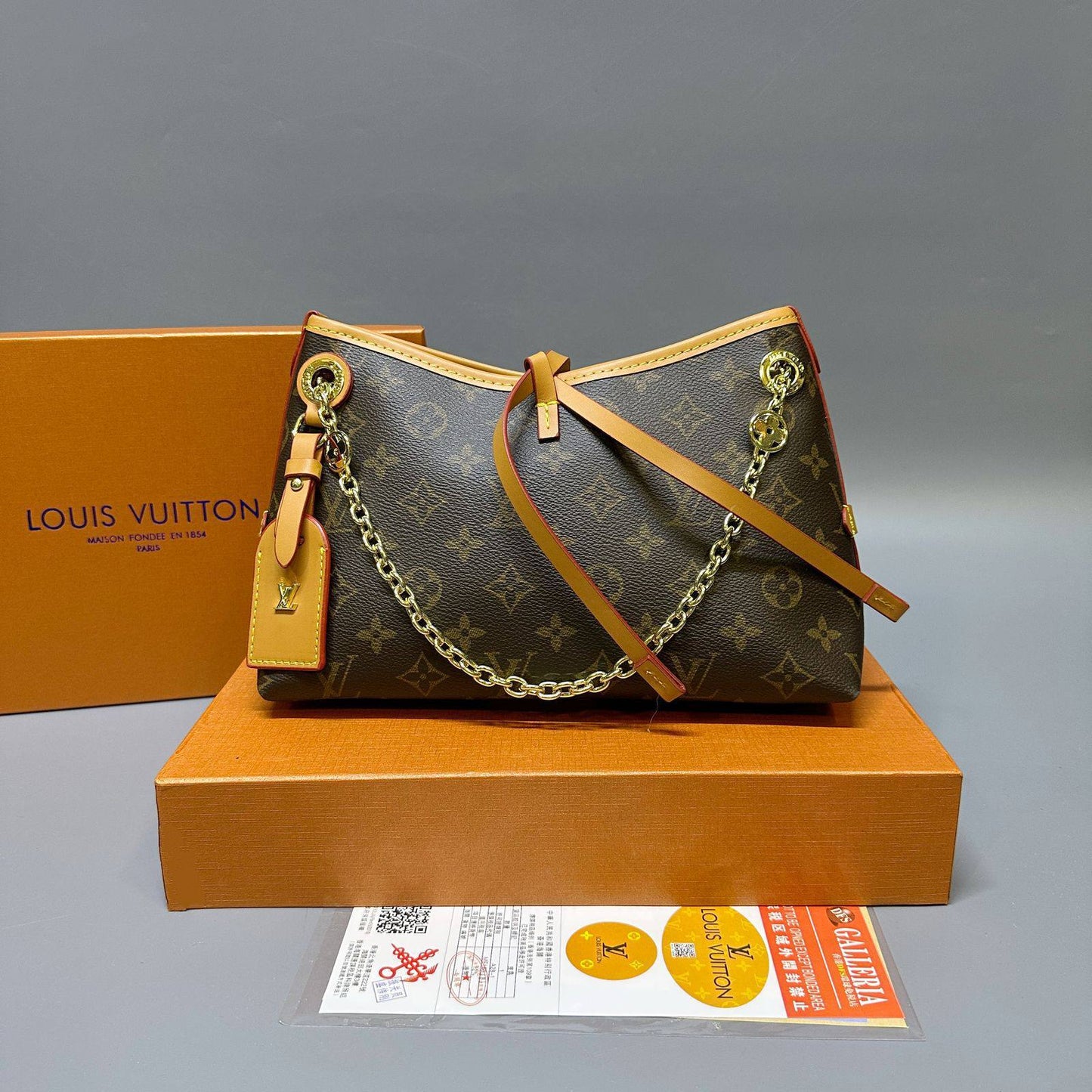 LV

NEW CAME GOOD QUALITY 
WITH BOX 
🎁🎁🎁

90 dhs❣️

Zain39
♥️♥️♥️