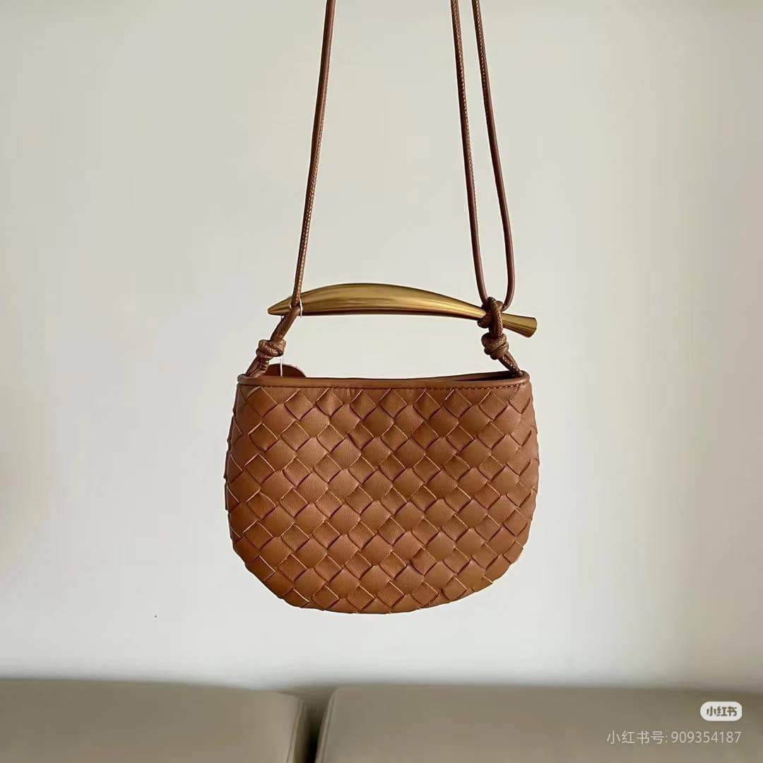 Bottega Master
For Price 👇 WTSP Text Zain 0568585901

Zain10
♥️♥️♥️