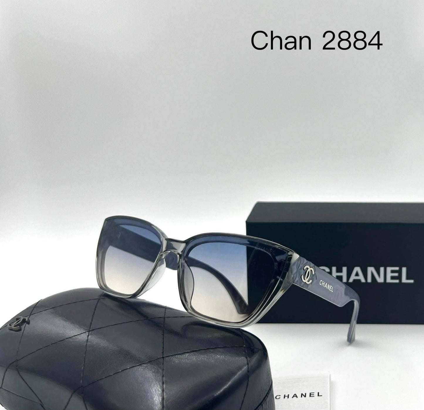 Chanel 
Sunglasses 🕶️ 
good quality 💯
With master box 🗃️ 
50 dhs✅

Zain273
♥️♥️♥️