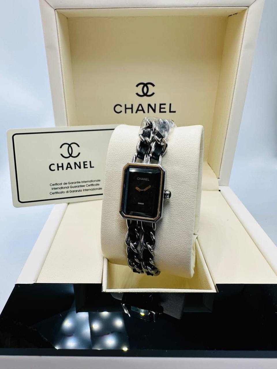 Chanel ladies 
60 dhs🇦🇪🇦🇪

Zain08
♥️♥️♥️