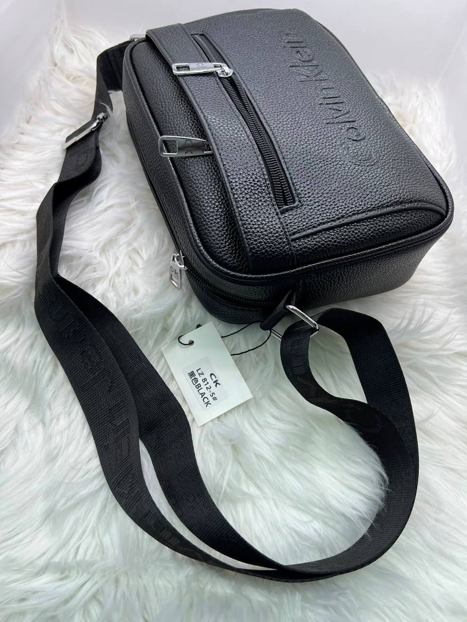 Unisex Bags
80 dhs✅

Zain182
♥️♥️♥️