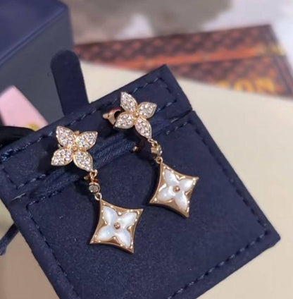 LV
Full set 
Master💕
95 dhs🪙💕

Zain263
♥️♥️♥️