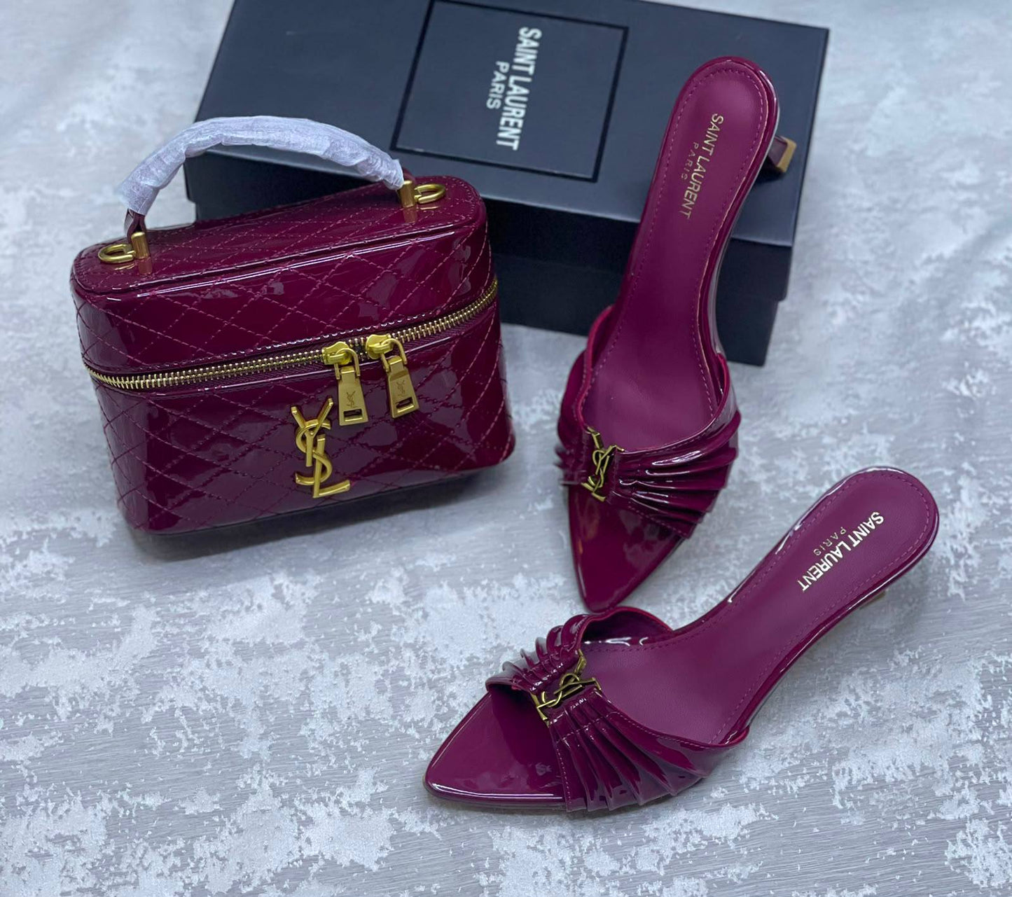 YSL Set
Size 36-41
190 dhs✅

Zain175
♥️♥️♥️