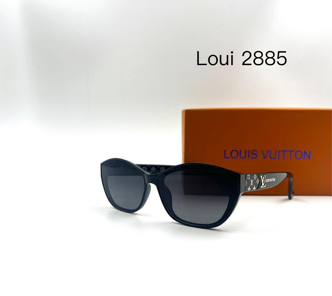 LV
Sunglasses 🕶️ 
good quality 💯
With master box 🗃️ 
50 dhs✅

Zain273
♥️♥️♥️