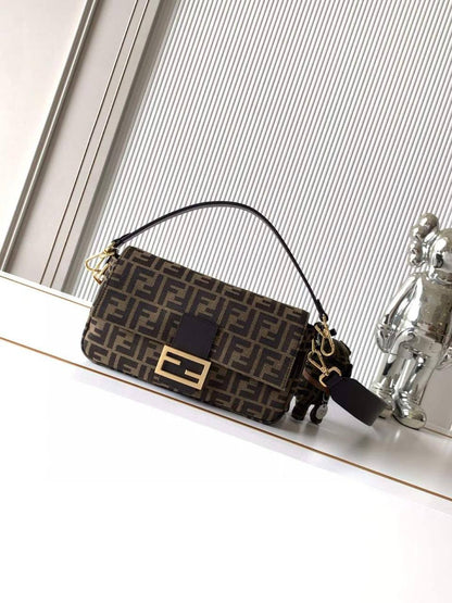 Fendi
Super Master 💓💓
For Price 👇 WhatsApp✅
0568585901 
0507557372
0552275751 Owner Zain 👌

Zain334
♥️♥️♥️