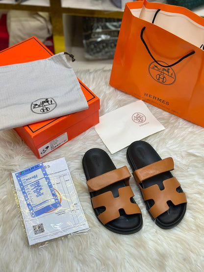 Hermes
Size:41 to 45
120 dhs🇦🇪🇦🇪

Zain241
♥️♥️♥️