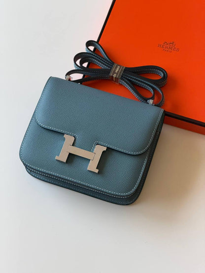 Hermes
constance 18cm💥❣️super Master quality ✅with box📦
460 dhs✅

Zain52
♥️♥️♥️