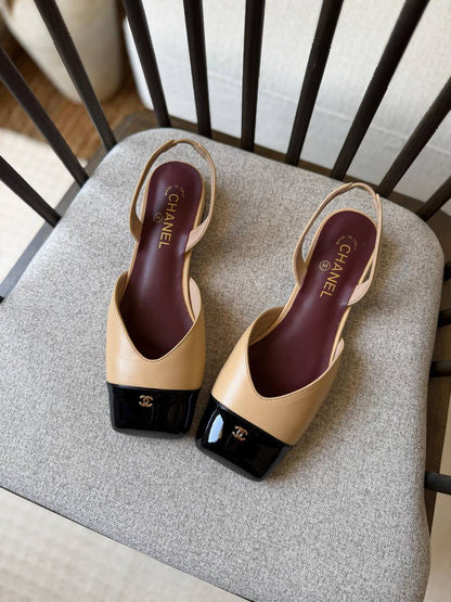 Chanel 
𝑨𝑨𝑨 𝑸𝒖𝒂𝒍𝒊𝒕𝒚
𝑺𝒊𝒛𝒆 𝟑5 𝒕𝒐 𝟒2 
490 dhs✅

Zain81
♥️♥️♥️