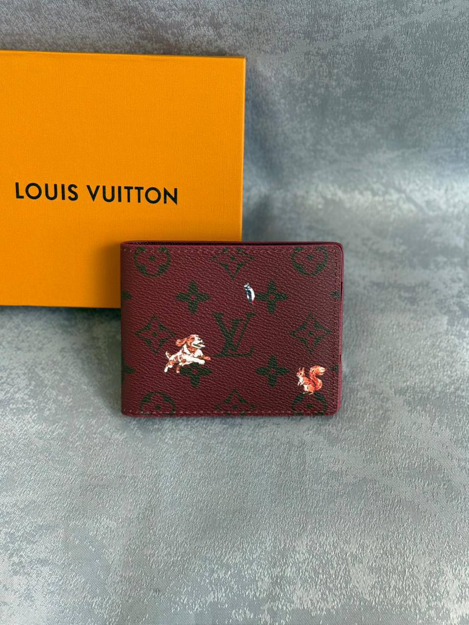 LV
*Men Wallet*
*Master Quality*
230 dhs✅

Zain179
♥️♥️♥️