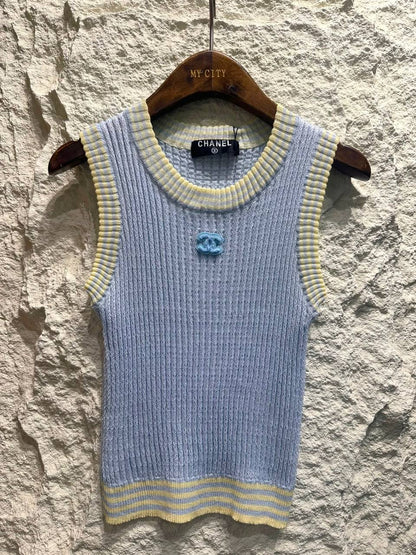 CHANEL
Women’s Top
Master Quality 
SML
210 dhs✅

Zain276
♥️♥️♥️