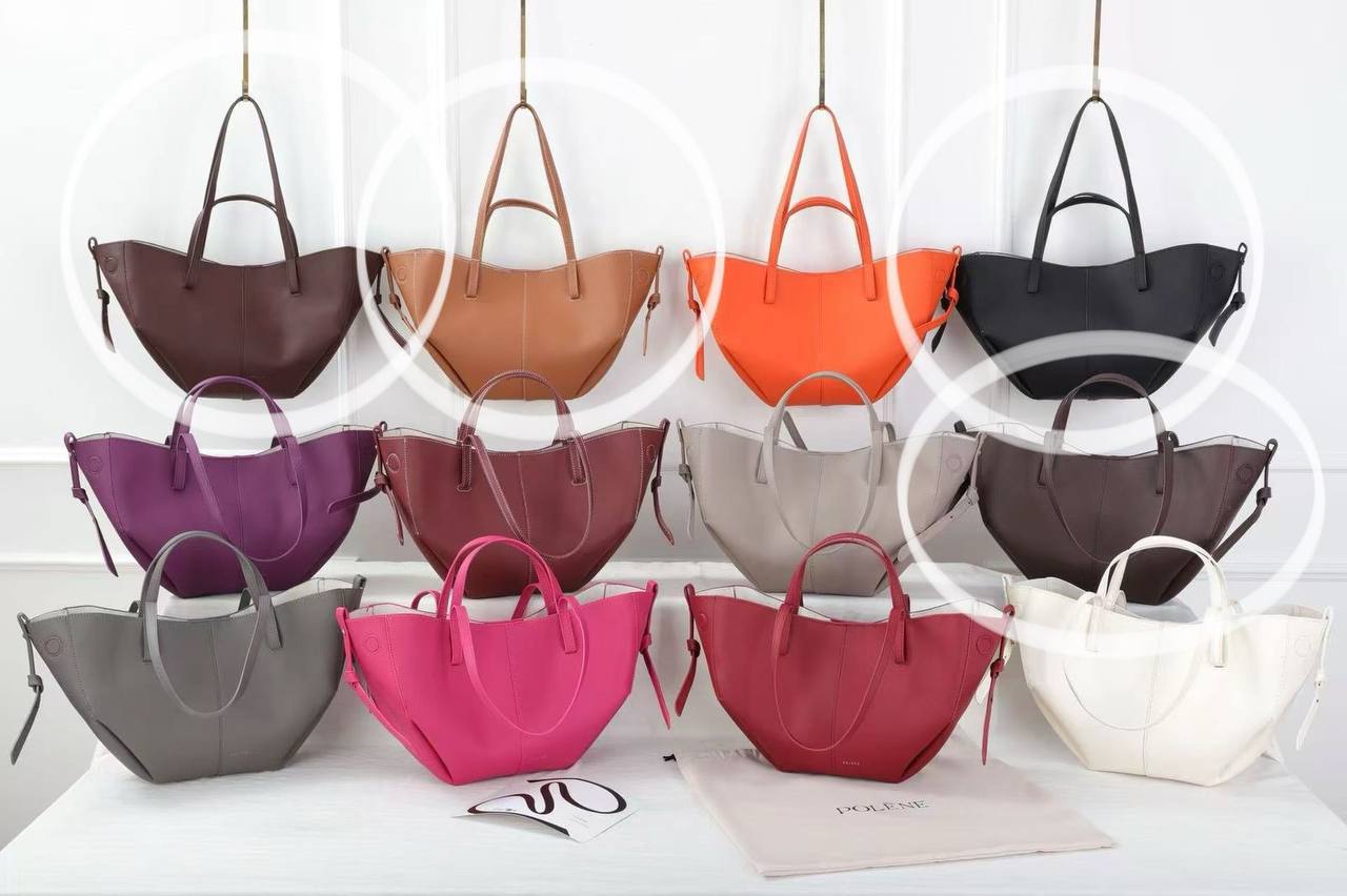 POLENE

120 dhs🪙🌨️

Zain55
♥️♥️♥️