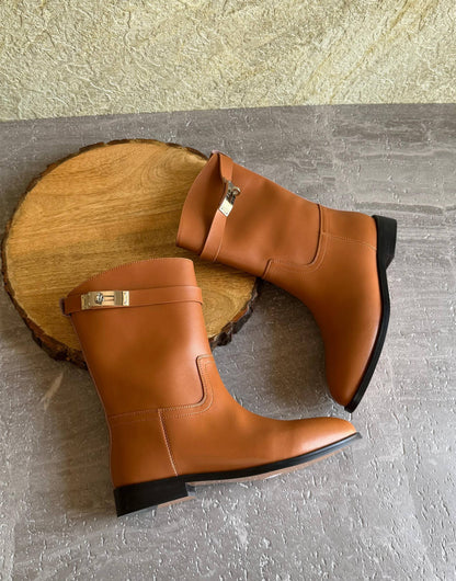 HERMES 🐎

SuperMaster Quality 💯
560 dhs🇦🇪🇦🇪

Size: 36-41 💥

Zain171
♥️♥️♥️