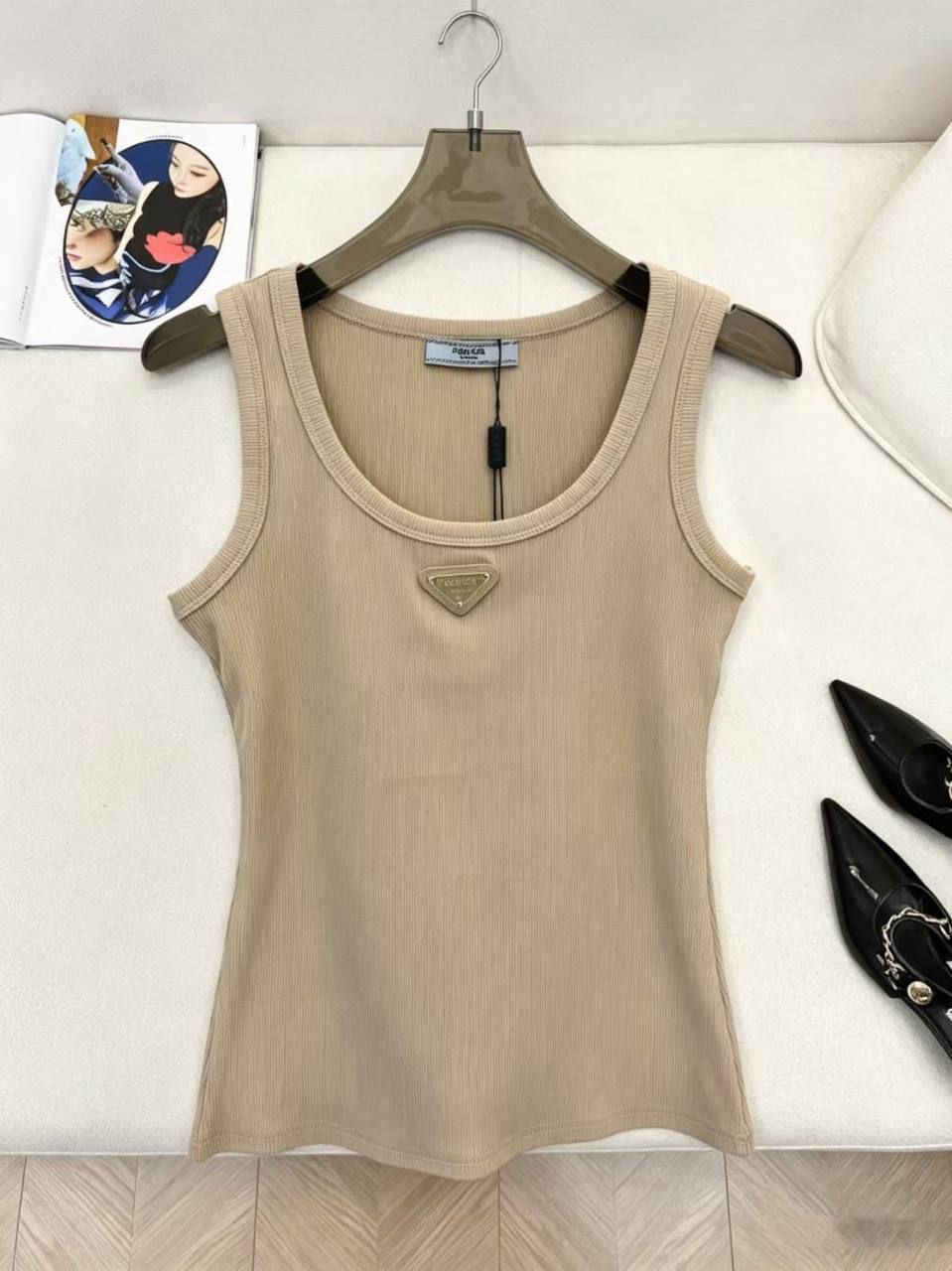 *New collections*                                                
PRADA
*Super Master quality*
*Sizes: S M L XL* 
250 dhs💓

Zain308
♥️♥️♥️