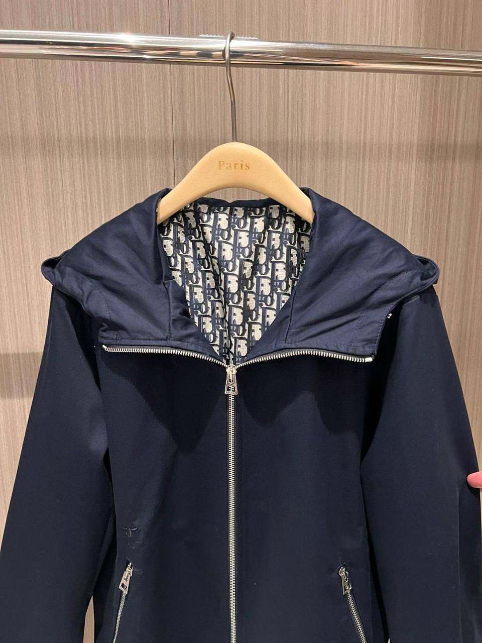 *New collections   
Master dior
      price 230 dhs
 
*Sizes:S M L xl

Zain231
♥️♥️♥️