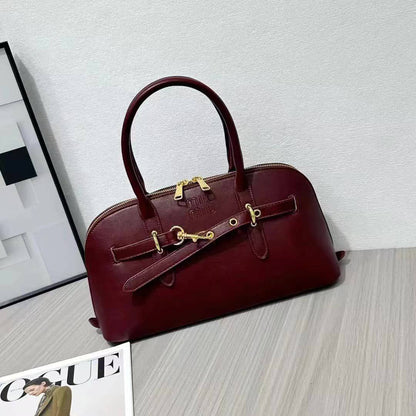 MIUMIU

Best quality 
without box
100 dhs🇦🇪🇦🇪

size 33CM

Zain290
♥️♥️♥️