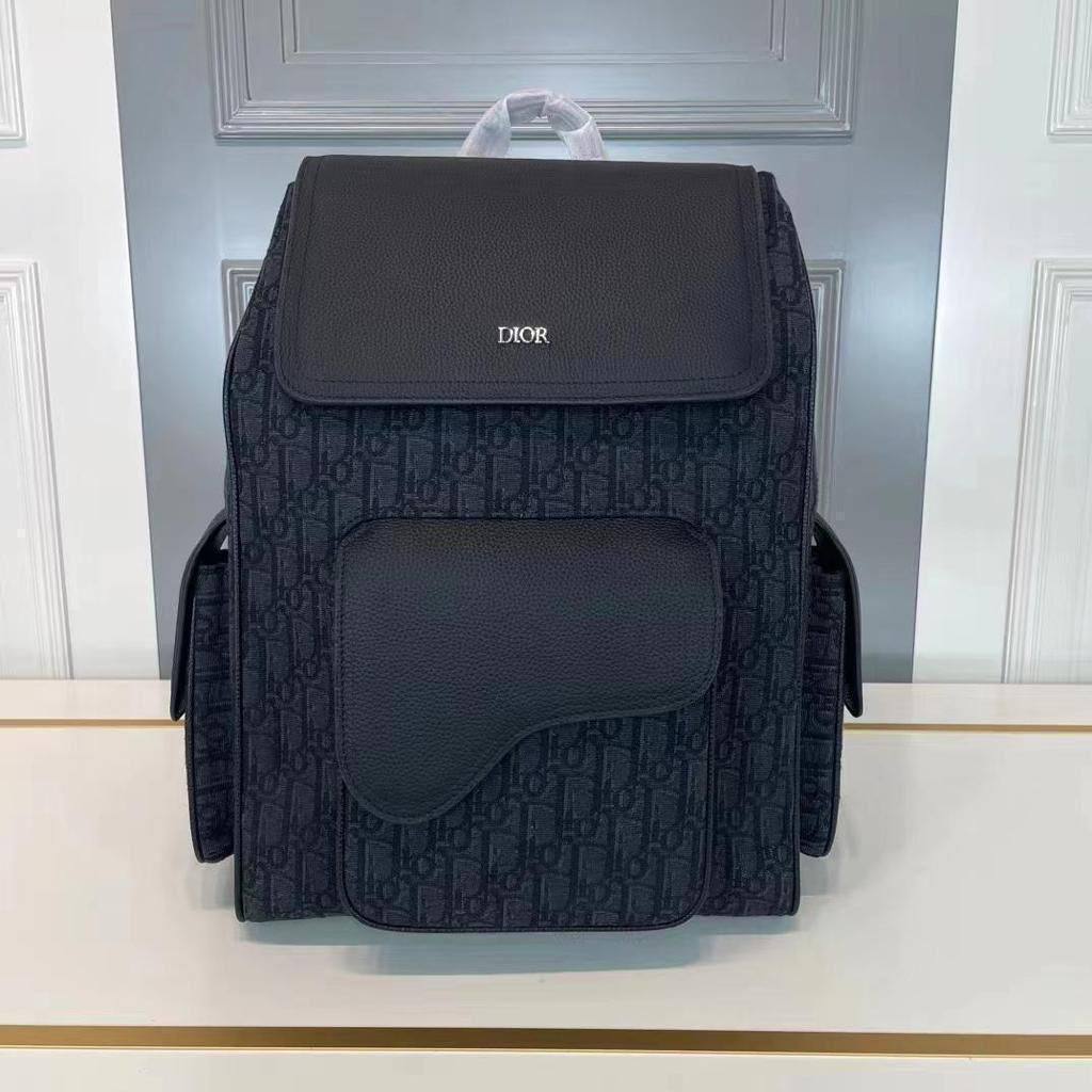 DIOR SADDLE BACKPACK 
PREMIUM QUALITY 
130 dhs✅

Zain28
♥️♥️♥️
