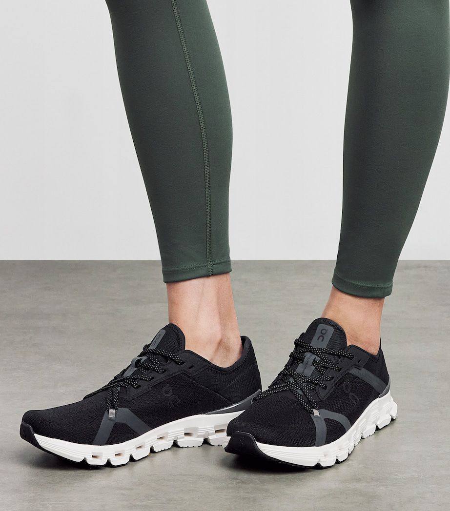 ON Cloud X 4 AD ‘Black and white’ 🖤🤍
36-45 AVAILABLE 
220 dhs🇦🇪

Zain242
♥️♥️♥️