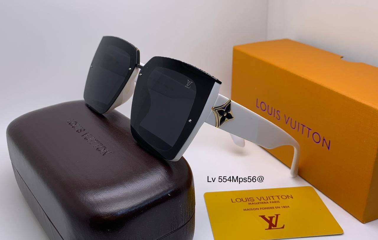 LV Sunglasses
85 dhs🪙🖤

Zain126
♥️♥️♥️