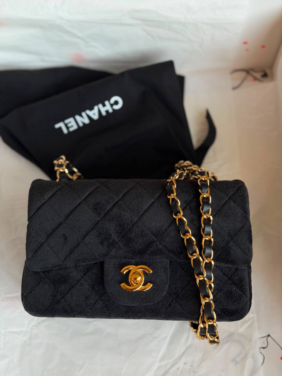 Chanel
𝐅𝐥𝐚𝐩 𝐁𝐚𝐠 
𝟐𝟎𝐜𝐦 

For Price 👇 WhatsApp✅
0568585901 
0507557372
0552275751 Owner Zain 👌

ZainETAG 4
♥️♥️♥️