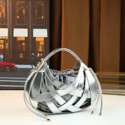 BOTTEGA NEW CAME HIGH QUALITY WITH BOX 
130 dhs✅

Zain295
♥️♥️♥️