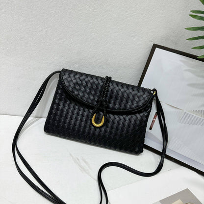 Bottega

with box
🎁🎁🎁

95 dhs🪙🌨️

Zain38
♥️♥️♥️